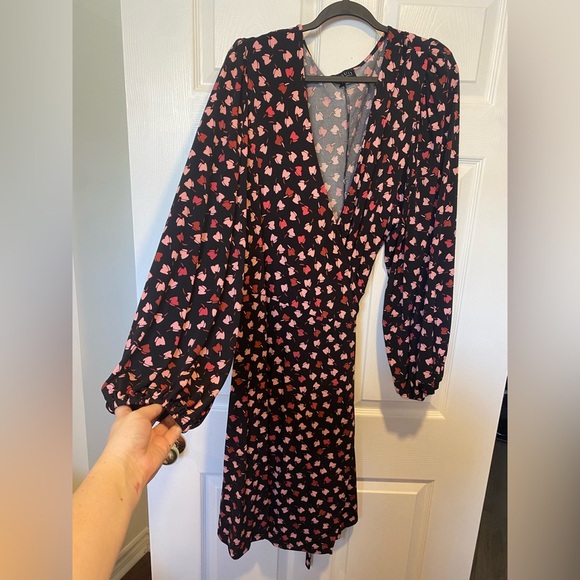 Eloquii Parisian Petals Full Sleeve Wrap Dress Size 4X - Picture 3 of 7